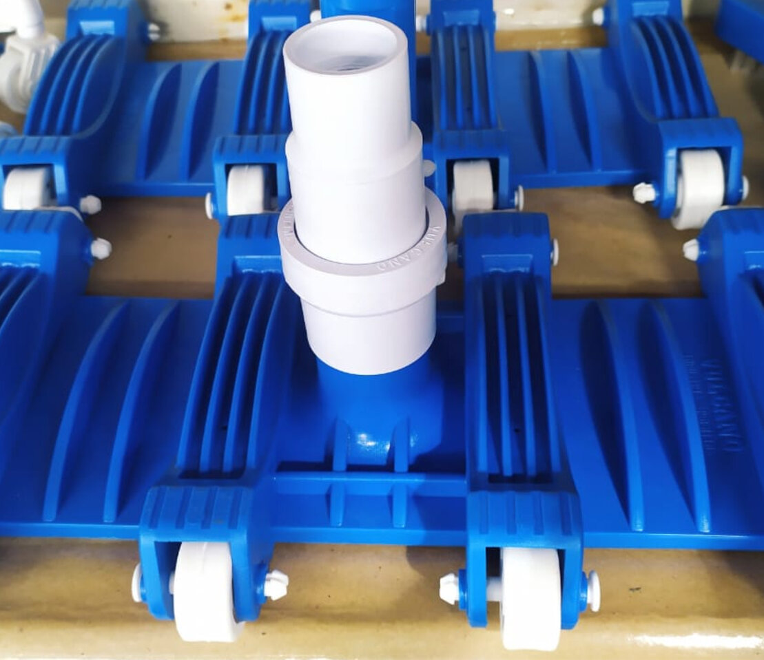 Accesorios de limpieza para el mantenimiento de una piscina